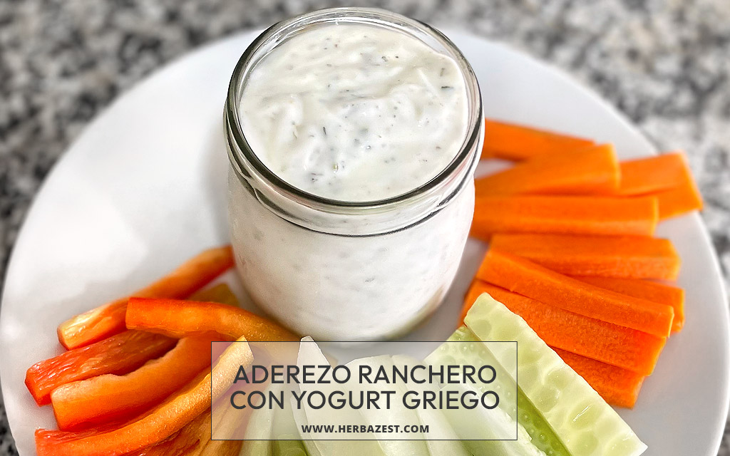 Aderezo ranchero con yogurt griego