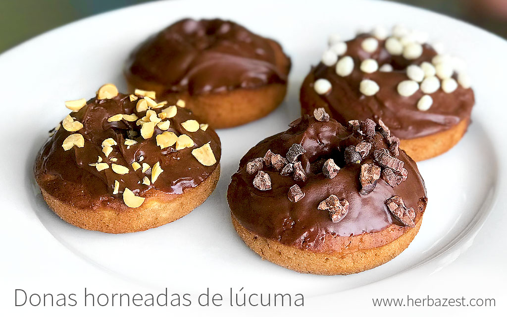 Donas horneadas de lúcuma