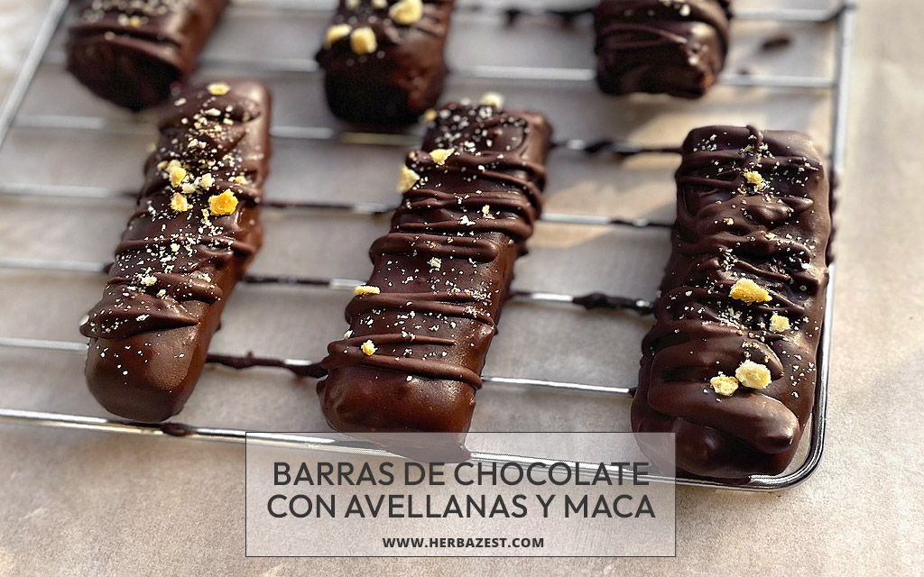 Barras de chocolate con avellanas y maca